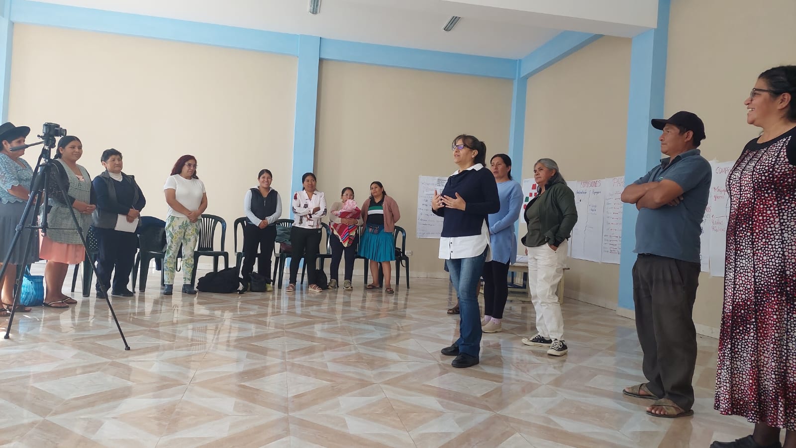 Taller de ConVIVE con mujeres lideresas en Sucre